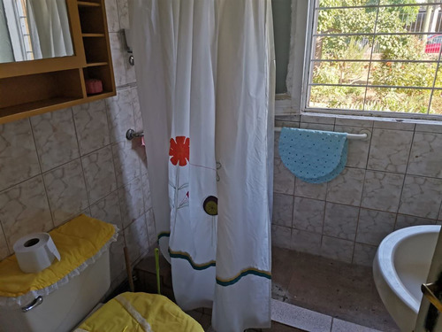 Casa En Venta De 3 Dorm. Para Remodelar En Quilpué