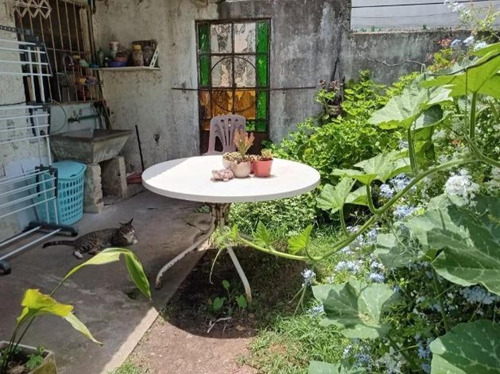Casa En Venta - 2 Dormitorios 1 Baño - Cochera - 152mts2 - Moreno