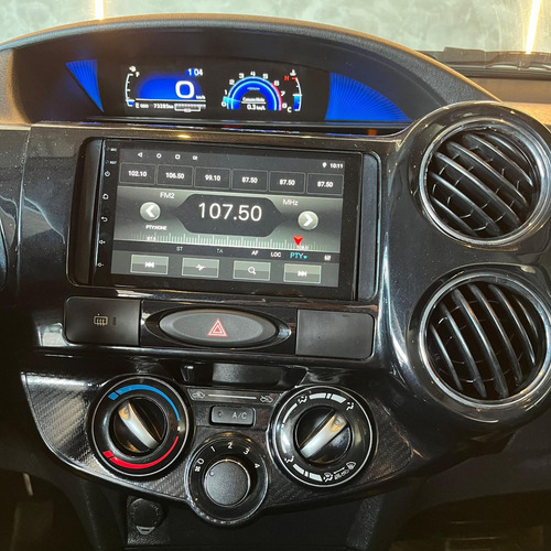Toyota Etios X Plus Sedan 1.5 Flex 16V 4p Mec.