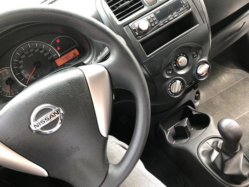 Nissan March 2019 Completo 1.0 Flex Revisado 32.000 Km Novo