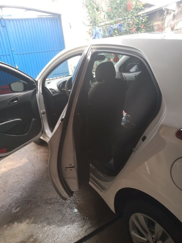 Imagem 5 de 9 de Hyundai Hb20 2016 1.0 Comfort Flex 5p