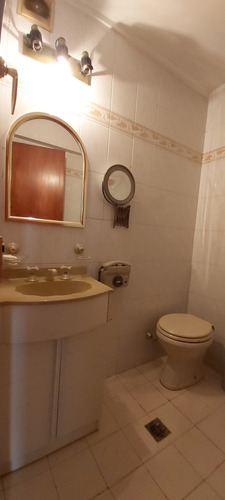 Imagen 30 de 30 de Venta Oficina Con 2 Cocheras - Cocina -baño Propio