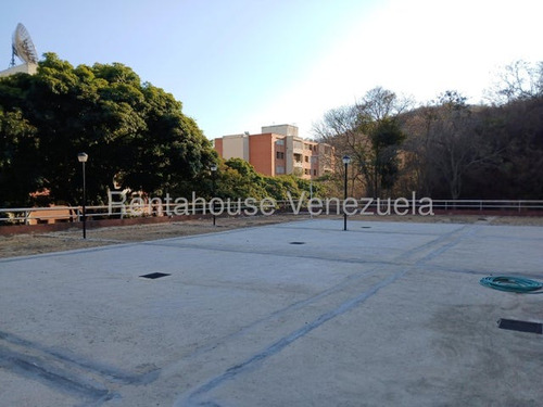 Confortable Apartamento En Alquiler Ubicado En La Alameda #25-18038