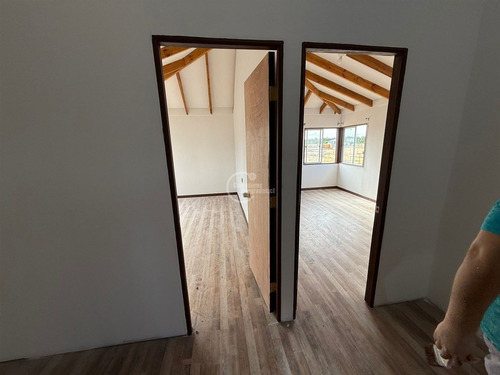 Parcela 5.000 M2, 150 M2 Construidos En Venta En Los Angeles