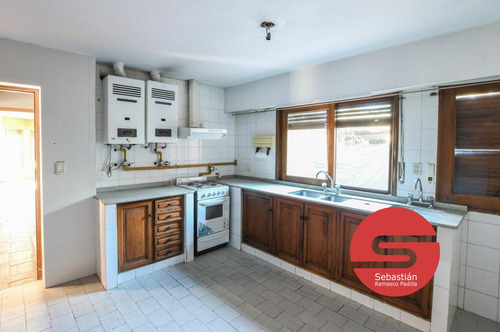 Casa Venta Barrio Fisherton 4 Dormitorios Jardín Piscina Cochera