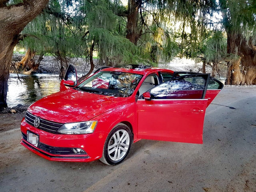 Imagen 10 de 13 de Volkswagen Jetta 2.5 Sportline Mt 2016