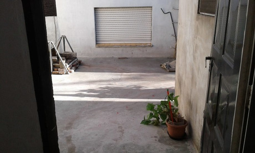 Imagen 10 de 14 de Galpon Con Vivienda En Venta En Haedo Norte