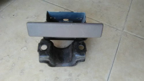 Cenicero Delantero Toyota Hilux 2005-2015 Gris (Usado)