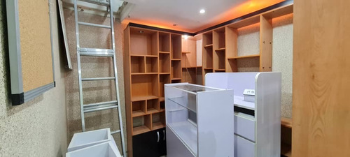 Imagen 3 de 5 de Venta Local Freemarket Adriana Dudamell 04144722734 Cod 136689