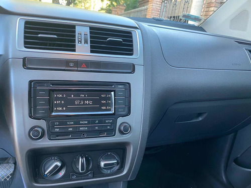 Volkswagen Fox 1.6 Comfortline Pack Saf 2015