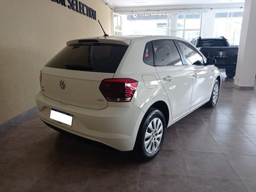 Volkswagen Polo Trendline 1.6/ Mod: 2018 C/22.000km