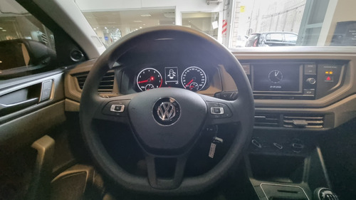 Imagen 19 de 25 de Volkswagen Polo Trendline 2023 - Brian Avalos