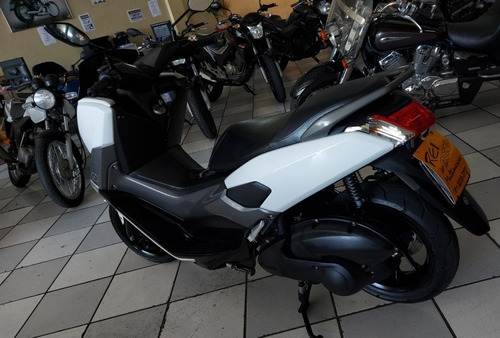 Imagem 15 de 15 de Yamaha Nmax 160 Abs