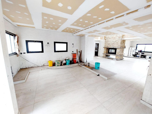 Imagen 8 de 19 de Excelente Casa En Venta. Unica! Vista Al Golf. Haras Santa M