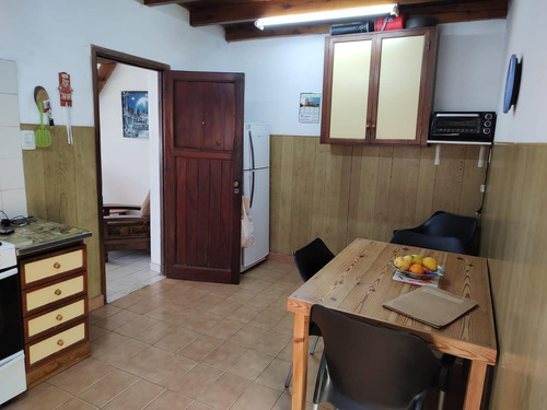 Imagen 7 de 17 de Casa De 4 Ambientes En 2 Plantas