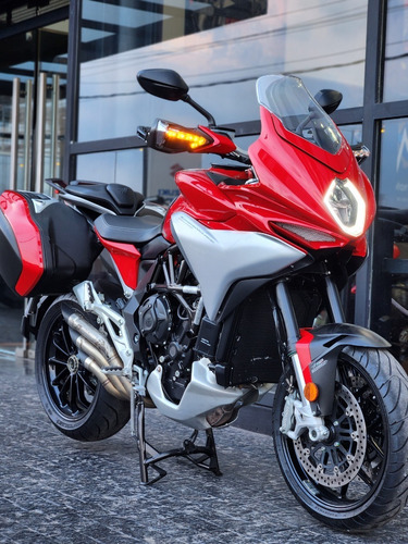 Imagen 2 de 25 de Mv Agusta Turismo Veloce Lusso 2017 Con Agregados Jc