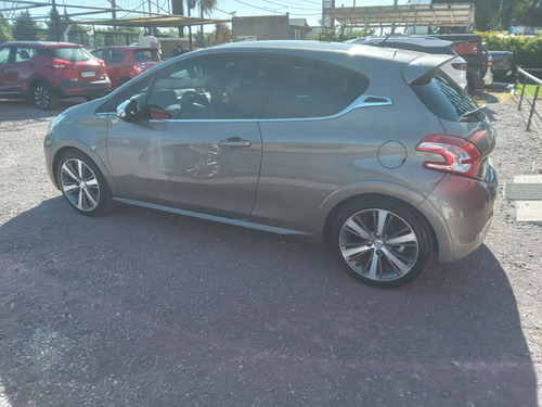 Peugeot 208 1.6 Xy