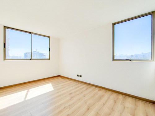 Edificio Nelson (1 Est. 1 Bod.) Vista Norponiente Piso 8