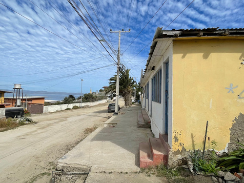 Se Vende Hostal En Tongoy 17d Y 17b - Frente Al Mar