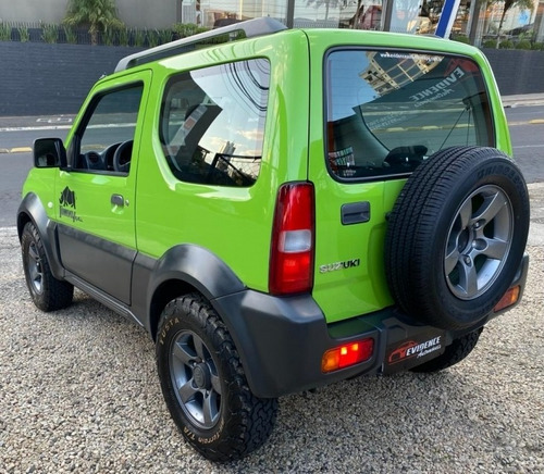 Imagem 3 de 12 de Jimny 4 All - 2014