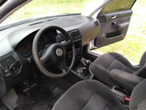Volkswagen Golf 1.6 Format