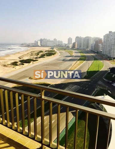 Imagen 2 de 12 de Primera Línea En Playa Brava