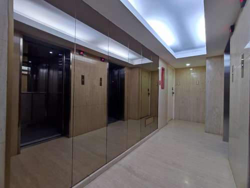 Imagen 8 de 30 de Venta Apartamento 130m2/ 3h/ 2.5b/ 2p La Alameda
