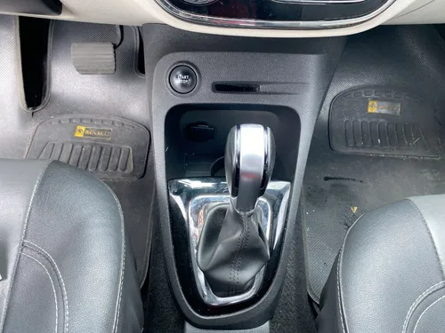 Renault Captur 2.0 Intens Automática