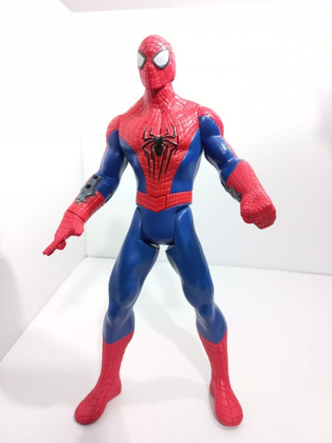 Spiderman Marvel Ultimate 26 Cm Sonidos Y Luces Hasbro 2014