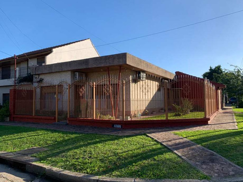 Casa En Venta En Don Bosco Este