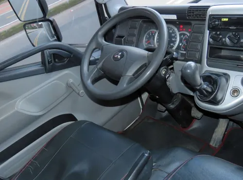 Mitsubishi Canter Fuso