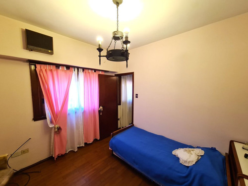 Chalet Estilo Español 5 Amb. En Piñeyro-avellaneda