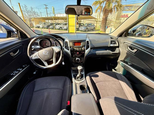 SsangYong Tivoli 1.6D FULL TV2112
