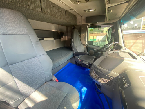 Imagem 10 de 12 de Volvo Fh 540 6x4 I-shift Ano 2014 Caminhão Cavalo Traçado