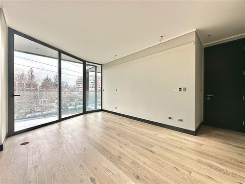 Venta Departamento Vitacura: Nueva Costanera 2est + 1bod