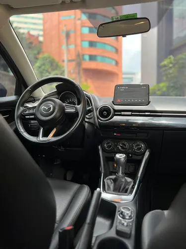 Mazda 2 1.5 Touring Mt