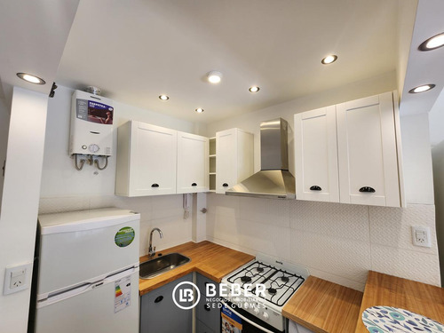 Imagen 10 de 30 de Venta 3 Ambientes Con 2 Balcones Salientesa Metros De Plaza Colon!