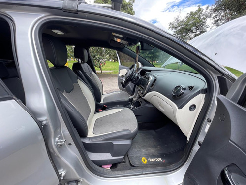 Renault Captur 2.0 Intens Automática
