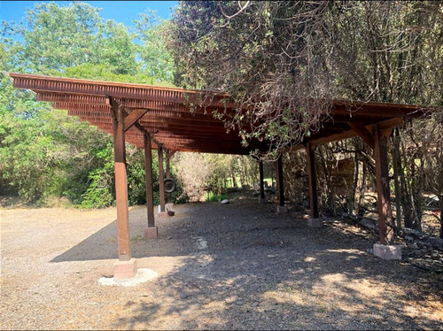 Parcela Con Casa En Sitio De 2000 Mts. Solida, Piscina Termp