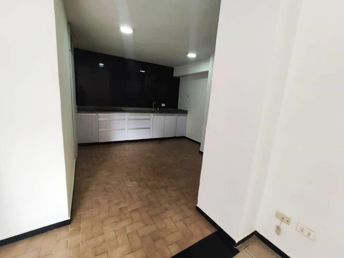 Imagen 7 de 11 de En Venta Apartamento En La Candelaria