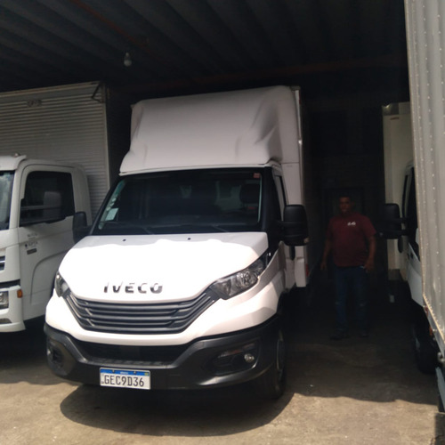 Iveco Daily 35160 2023 Baú Grande Completa 2 Rodas Alumínio