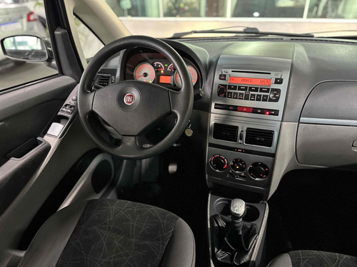 Fiat Idea 1.4 MPI ELX 8V FLEX 4P MANUAL
