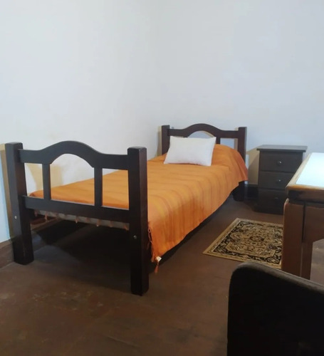 Pension Alojamiento Estable