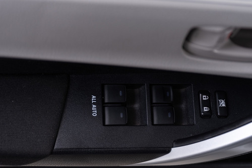 Imagen 14 de 15 de Toyota 2019 Corolla 1.8 Xei L/17