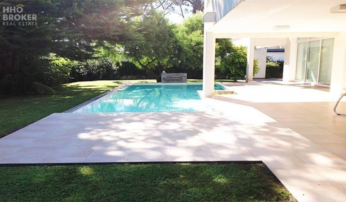Increíble Casa En Venta Barrio Privado Boulevard Park - Punta Del Este- Ref: 87