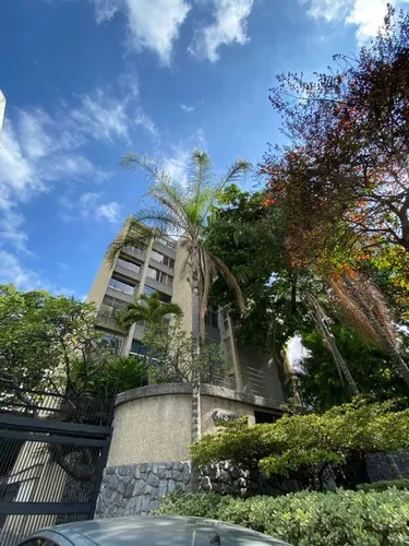 comprar Vende Apartamento 3hab+s\u002F3 Baños+s\u002F2p. La Castellana