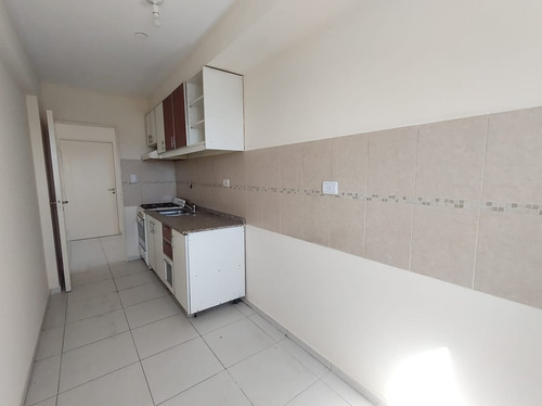 Alquiler Departamento 3 Dormitorios C/balcón Villasol