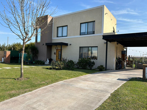 Casa En Venta 4 Ambientes San Eduardo Pilar Del Este Con Pileta Con Financiacion Propia