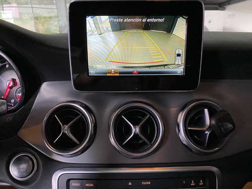 Imagen 14 de 15 de Mercedes Benz Gla 250 Sport 2018 Negro