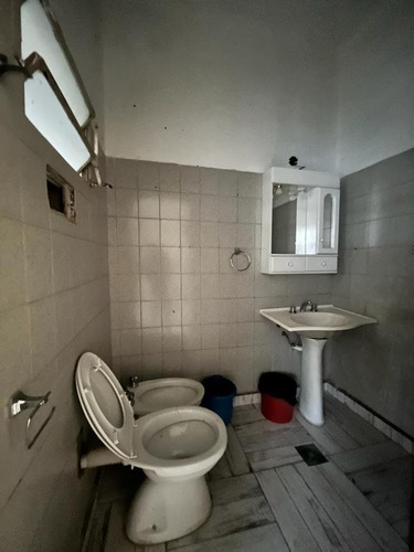 Imagen 8 de 11 de Casa + Depto A Refaccionar